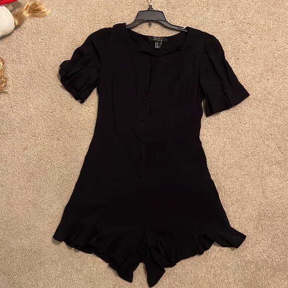 Forever 21 medium Romper - Picture 2 of 3